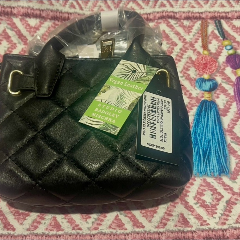 Badgley Mischka Black Quilted Handbag